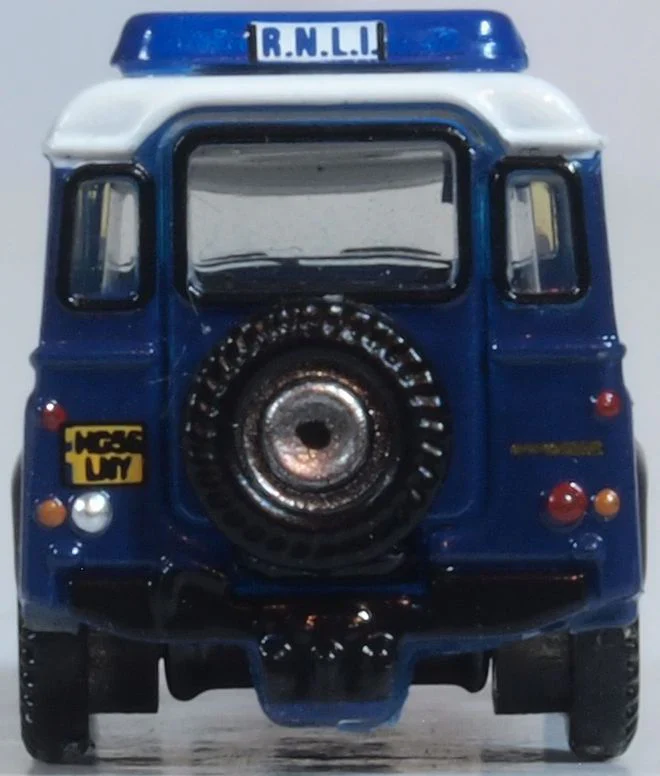 NDEF014 Land Rover Defender Station Wagon RNLI - Image 5