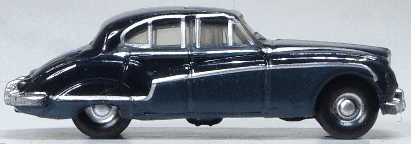 Jaguar MkVIII Indigo Blue/Cotswold Blue - Image 4