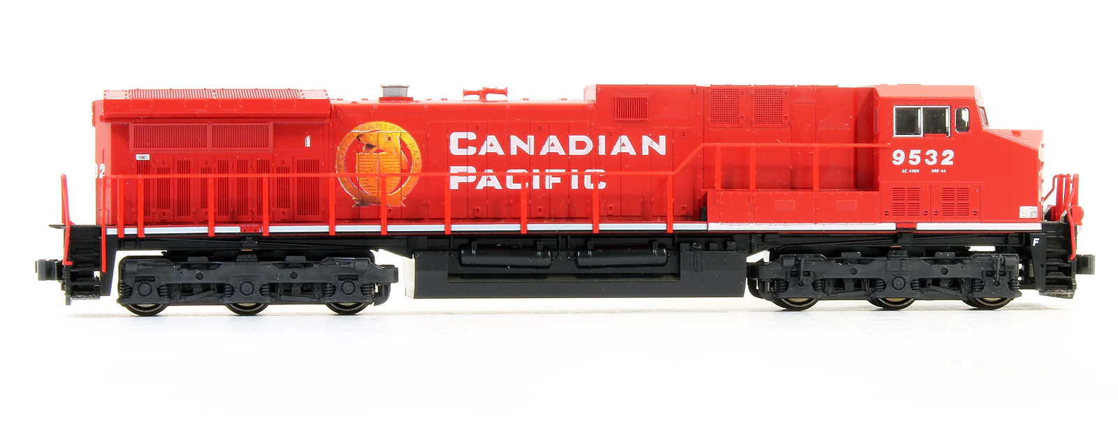 Pre-Owned 176-7214 AC4400CW Canadian Pacific #9532 Diesel Locomotive - Image 3