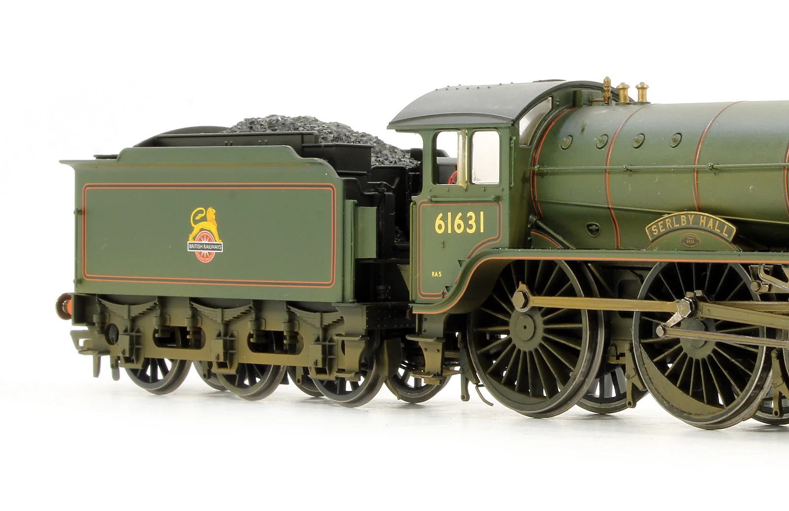 Pre-Owned R3004 BR 4-6-0 Class B17/2 'Serlby Hall' No.61631 Steam Locomotive - Weathered - Image 3