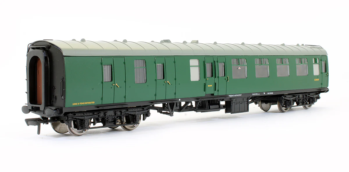 Pre-Owned 39-078D BR MK1 Brake Second Corridor BSK Coach (SR) Green 'S34641' - Image 2