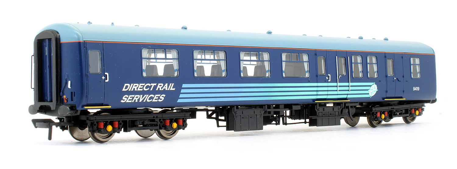 Pre-Owned 39-000D BR MK2A BSO Coach Twin Pack DRS Escort Vehicles - Exclusive Edition - Image 4