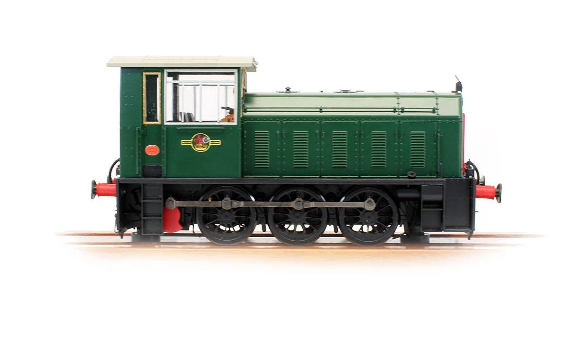 Pre-Owned Class 05 BR Plain Green Diesel Locomotive - Image 3