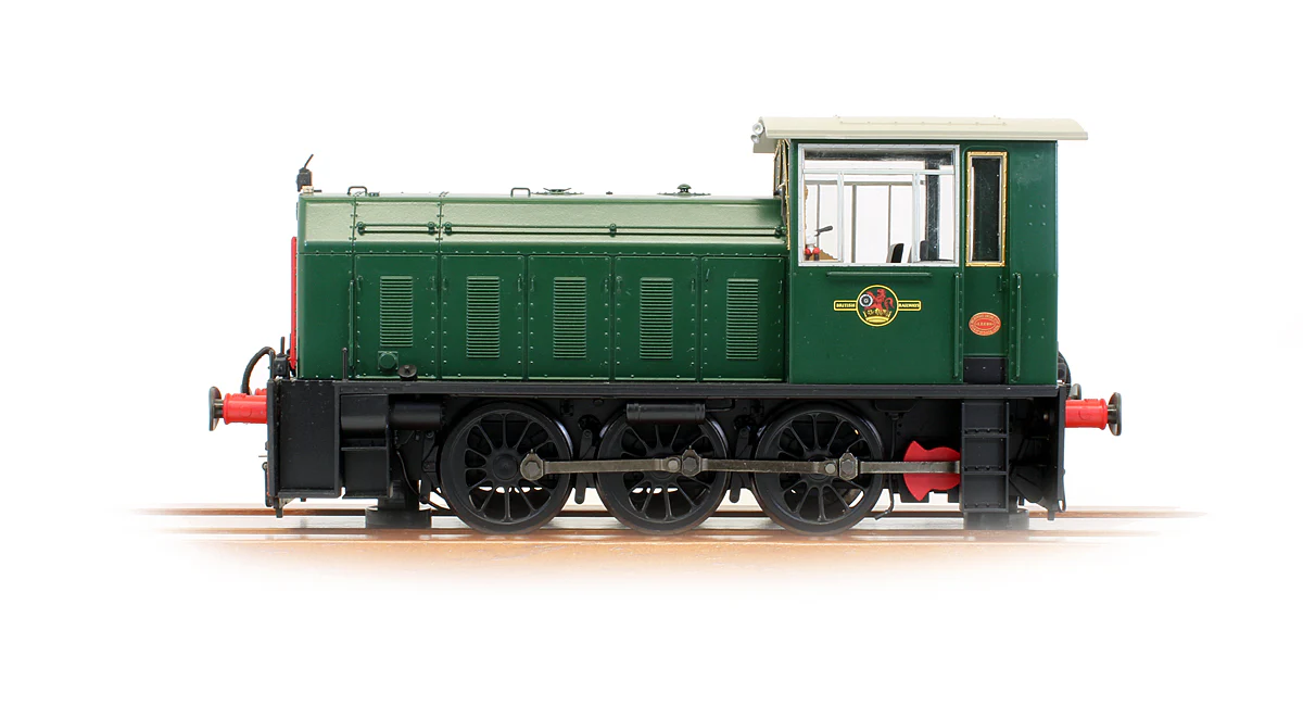 Pre-Owned Class 05 BR Plain Green Diesel Locomotive - Image 4