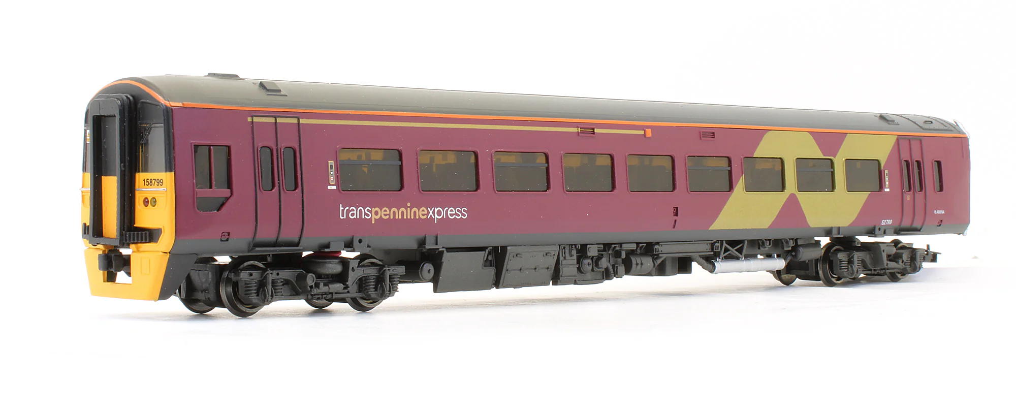 Pre-Owned 31-513A Class 158 3 Car DMU Transpennine Arriva - Image 2