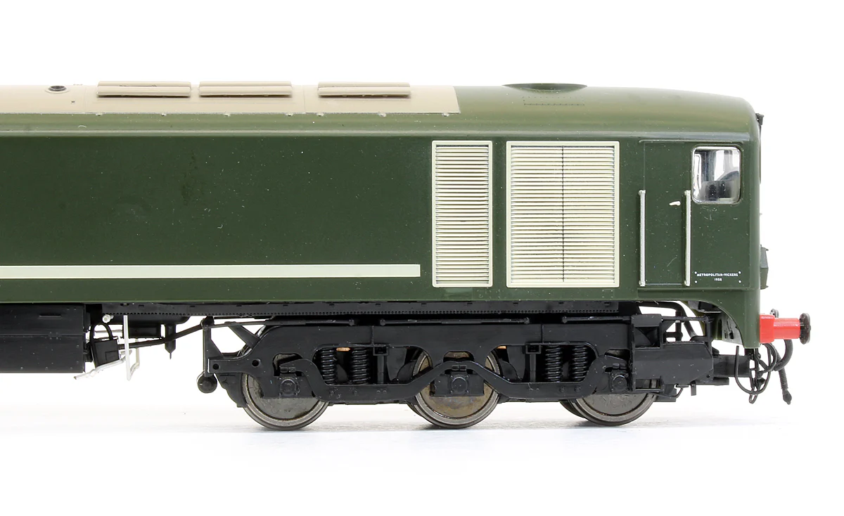 Pre-Owned Class 28 D5714 Full BR Green Diesel Locomotive - Image 4