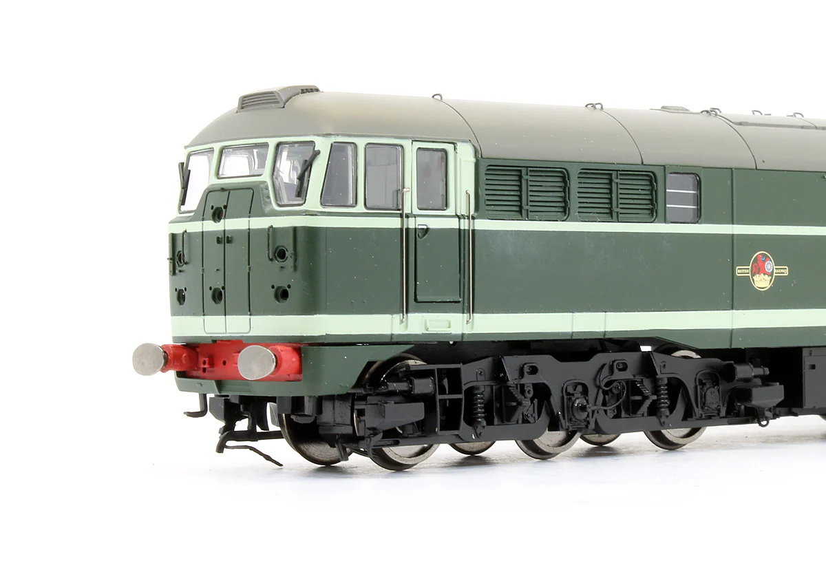 Pre-Owned R2420A Class 31 'D5511' BR Green Diesel Locomotive - Image 3
