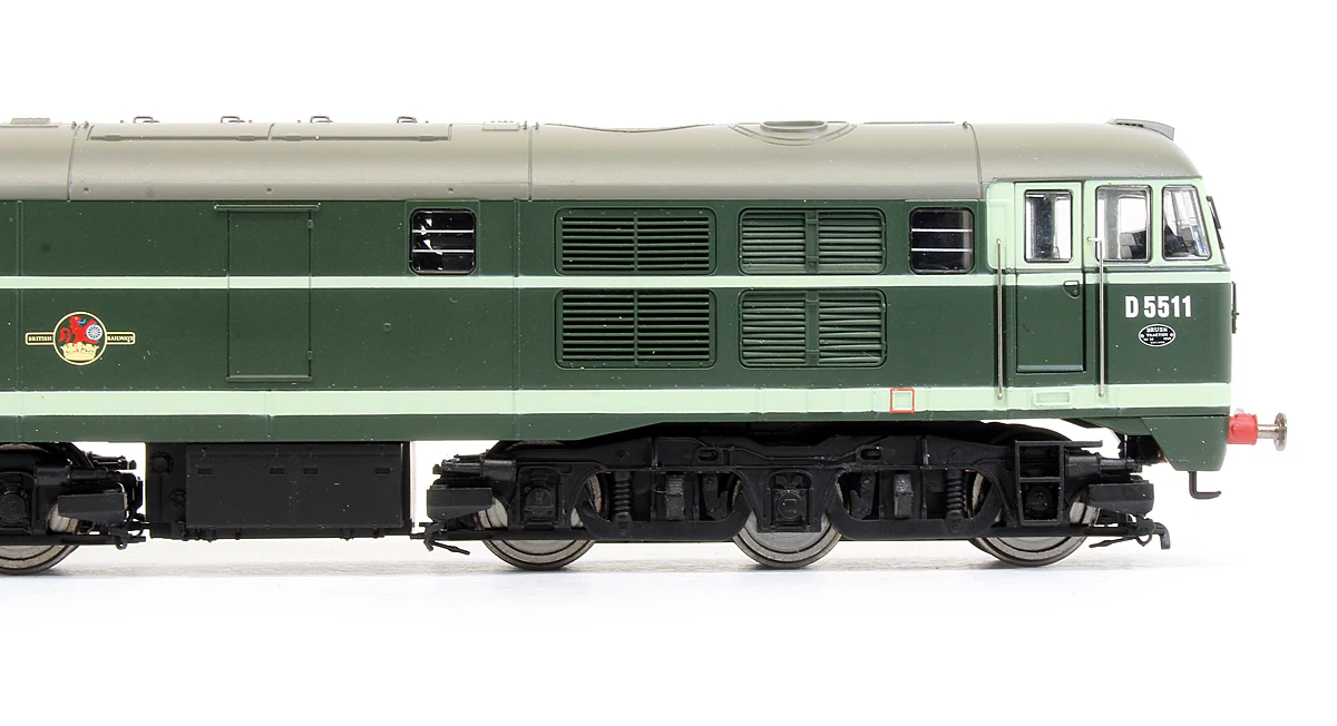 Pre-Owned R2420A Class 31 'D5511' BR Green Diesel Locomotive - Image 4