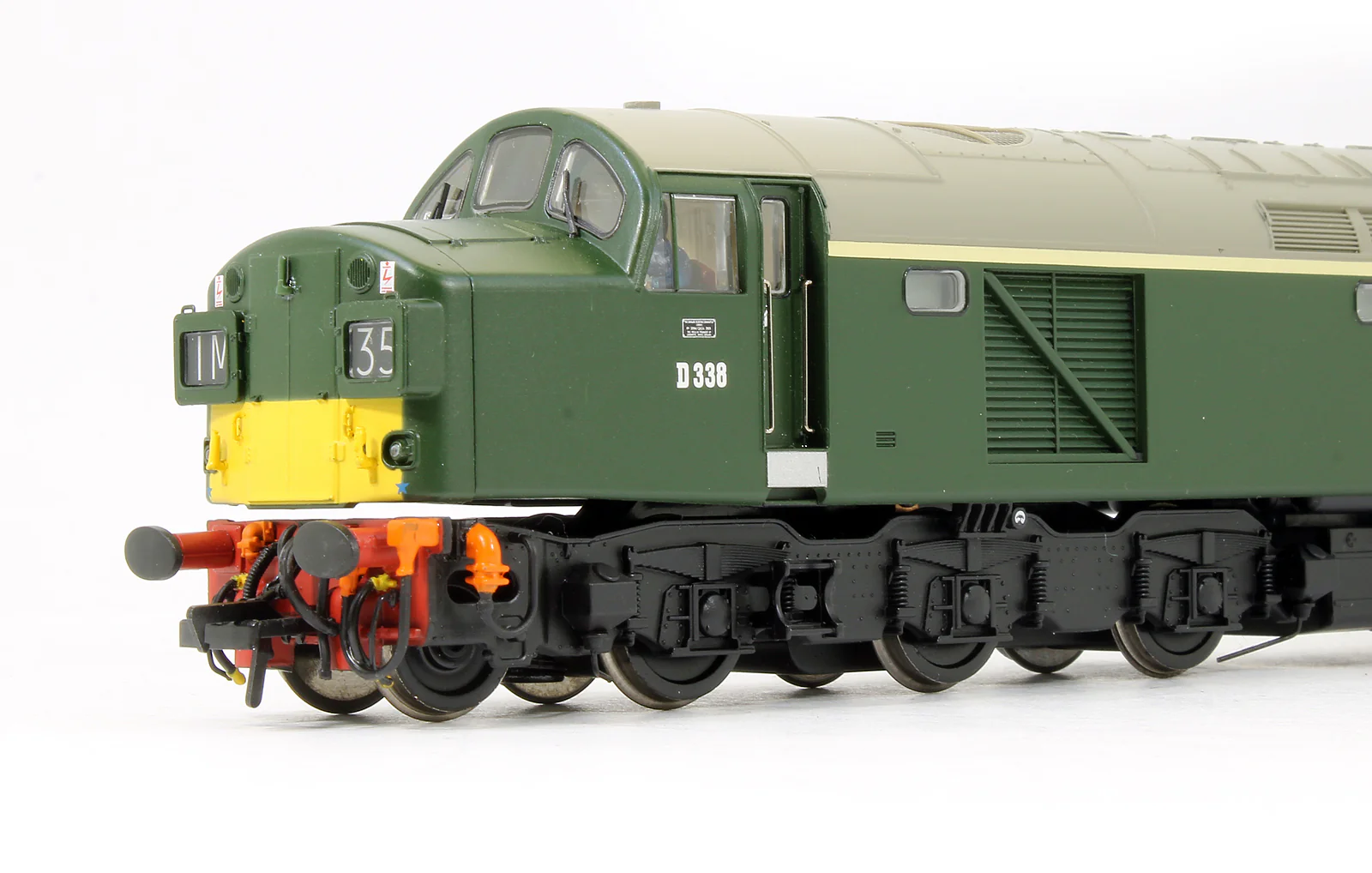 Pre-Owned 32-483 Class 40 D338 BR Green Small Yellow Panel Diesel Locomotive - Image 3