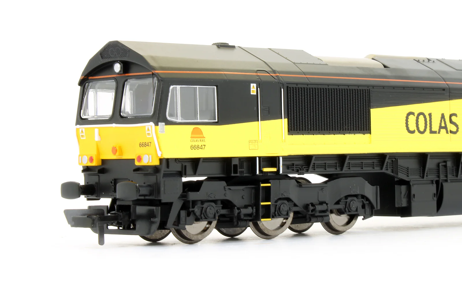 Pre-Owned R3787 Colas Class 66847 Diesel Locomotive - Image 3