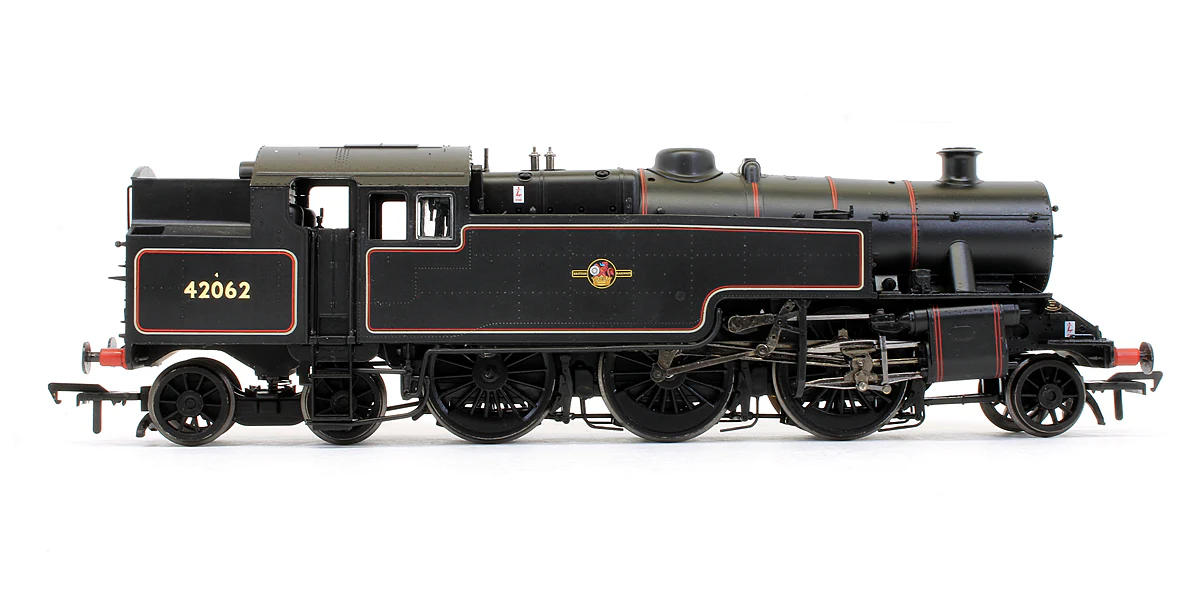 Pre-Owned Fairburn 2-6-4 Tank 42062 BR Lined Black Late Crest Steam Locomotive - Image 3