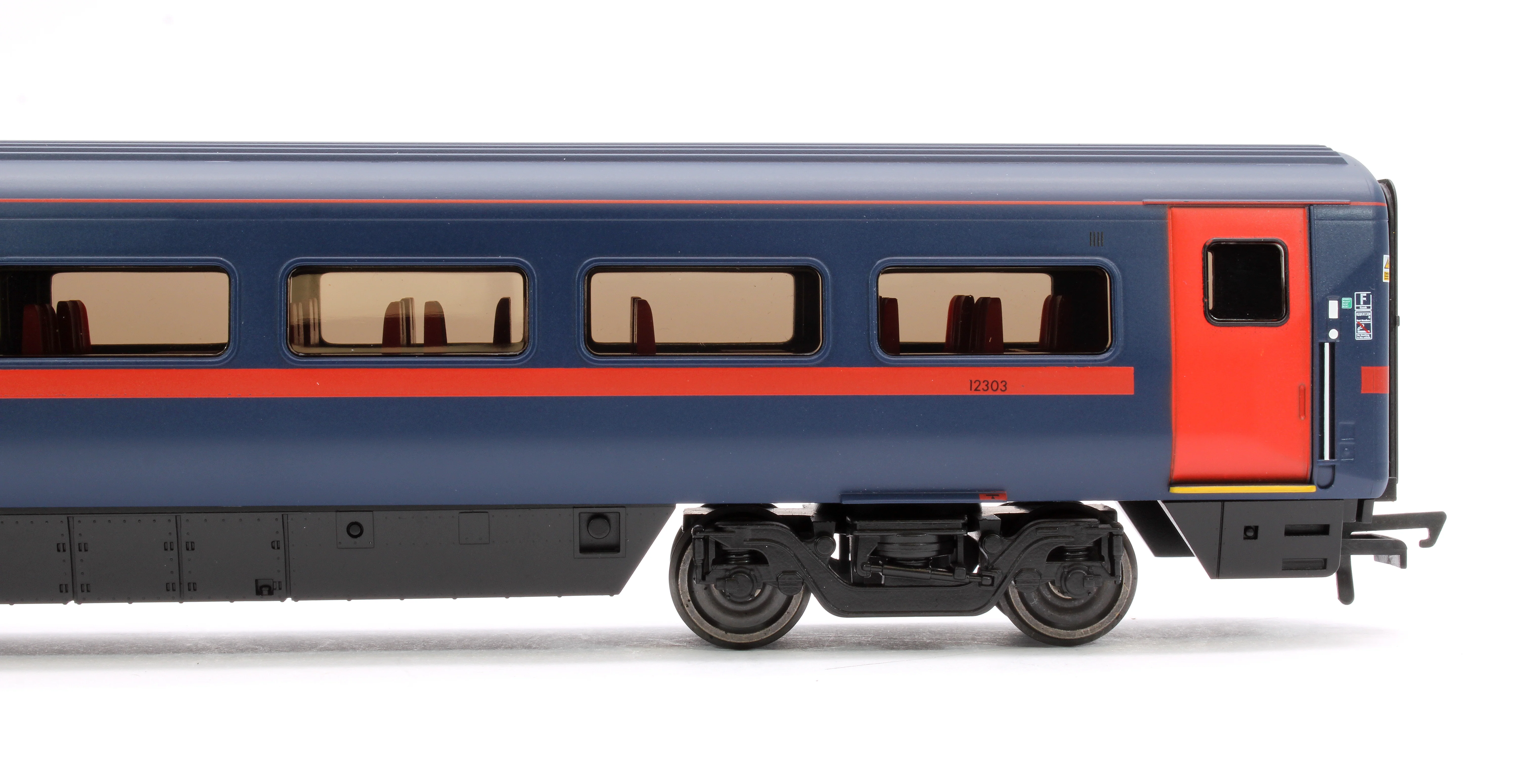 Pre-Owned R40145 GNER Mk4 Standard (Accessible Toilet) Coach F 12303 - Image 5