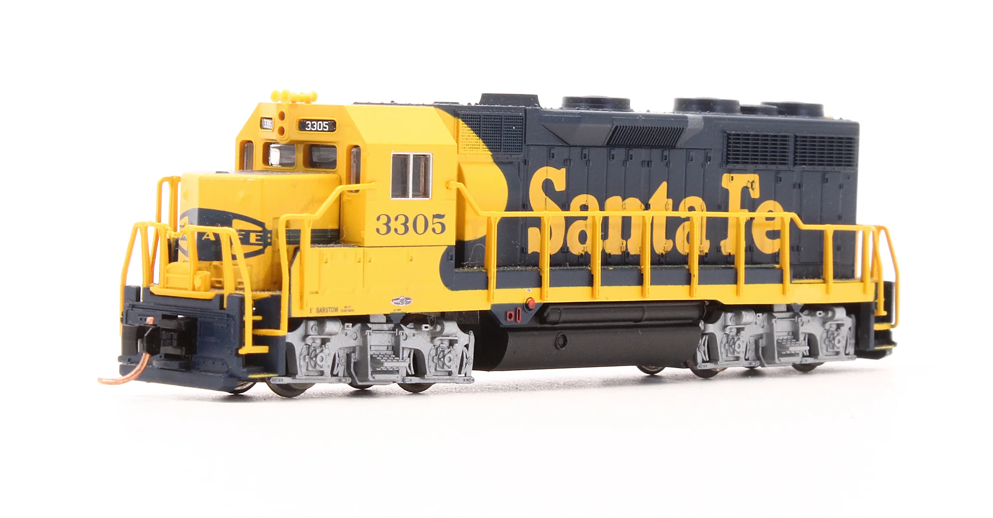 Pre-Owned GP35 Diesel Locomotive Santa Fe - Road #3305