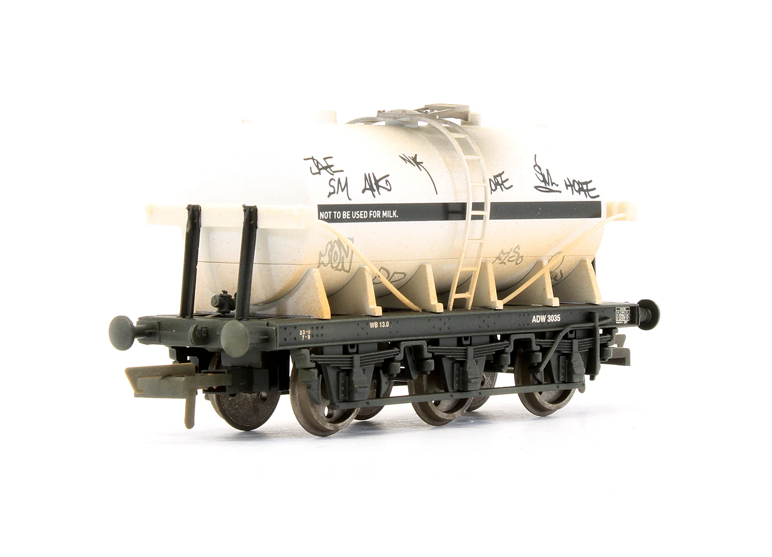 Pre-Owned R6499 Graffiti 6 Wheel Milk Tank Wagon AWD 3035 - Weathered - Image 2