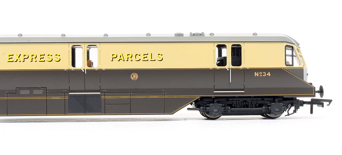 Pre-Owned R2768 GWR Express Parcels Diesel Railcar No.34 - DCC Fitted - Image 4