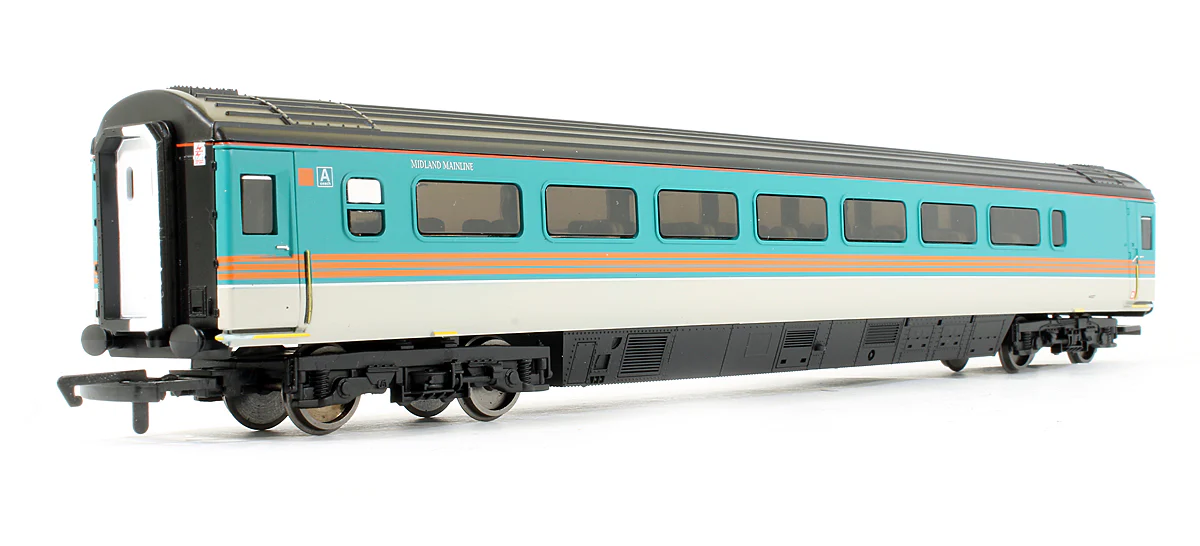 Pre-Owned R4591 Midland Mainline MK3 Trailer Guard's Standard Coach '44027' - Image 2