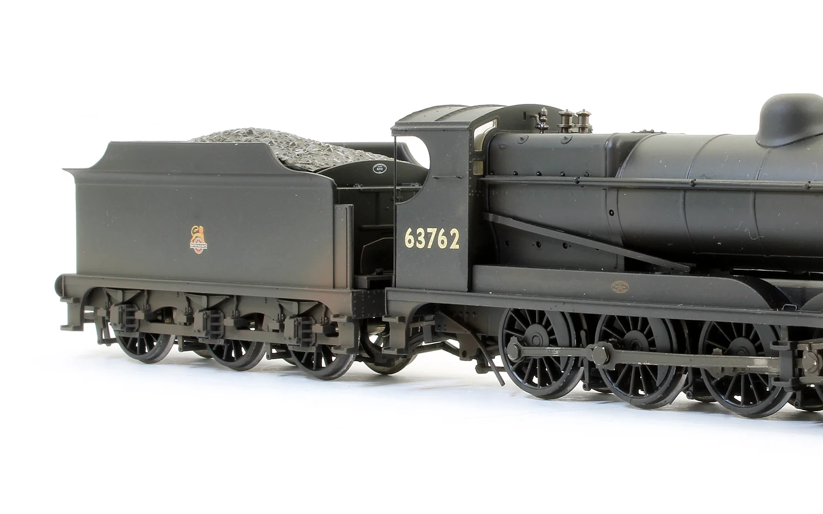 Pre-Owned Robinson Class 04 63762 BR Black Early Emblem Steam Locomotive (Weathered) - DCC Fitted - Image 3