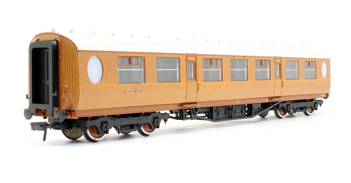 Pre-Owned Thompson 3rd Class Corridor Coach LNER Teak '1090' - Image 2