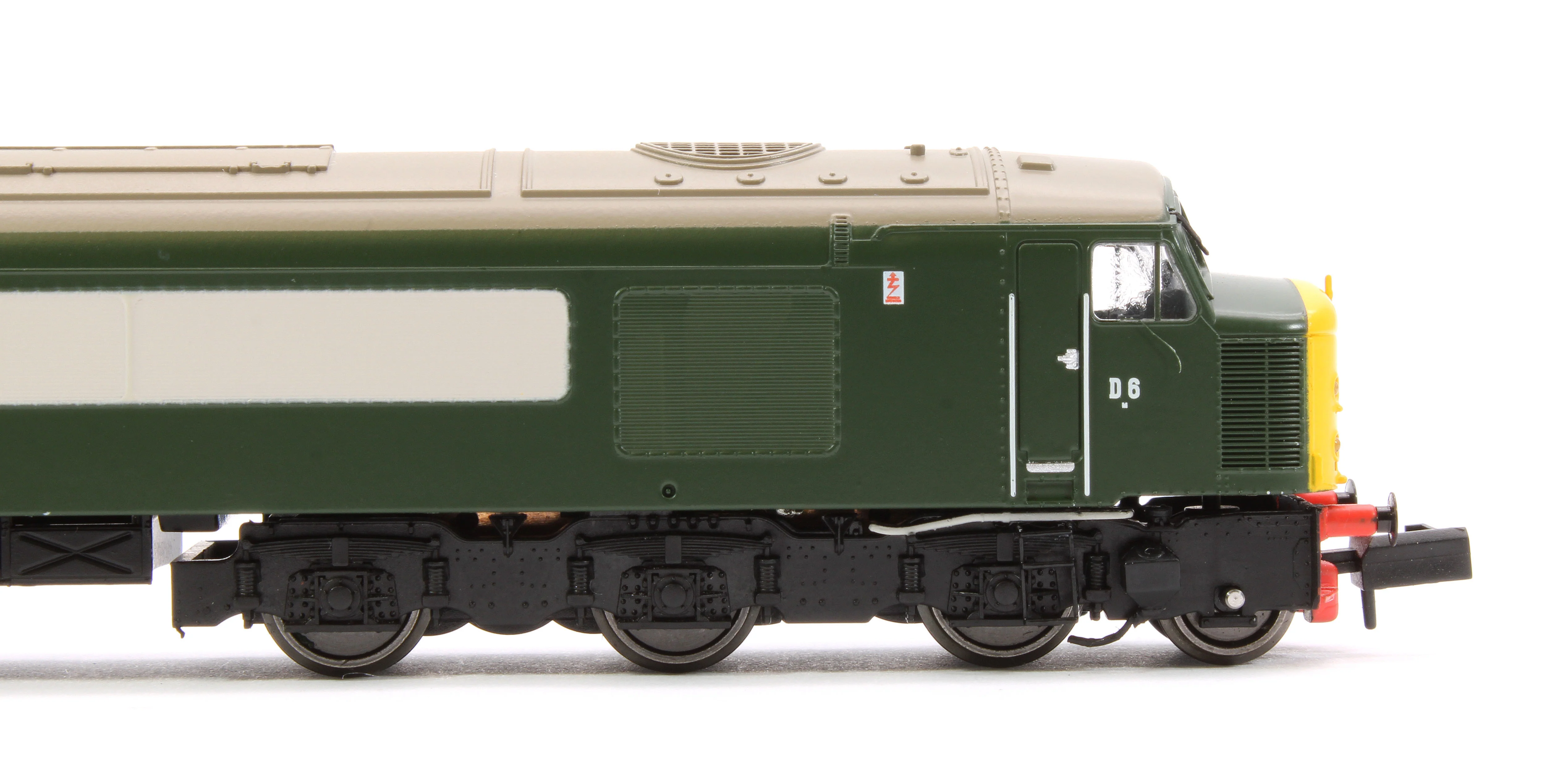 948505 Class 44 6/D6 "Whernside" BR Green Full Yellow Ends Diesel Locomotive (DCC Sound) - Image 7