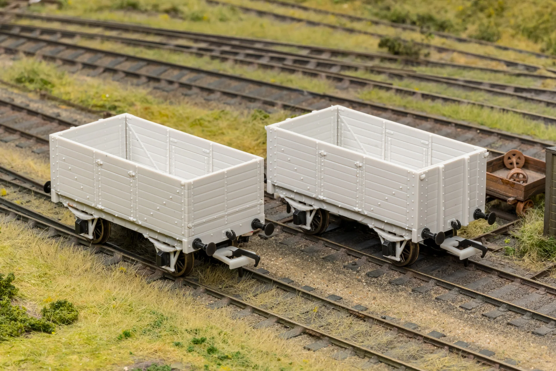967818 RCH 1907 Spec Open Wagon Westbury Iron Works No. 51 7-plank wagon with side doors - Image 2