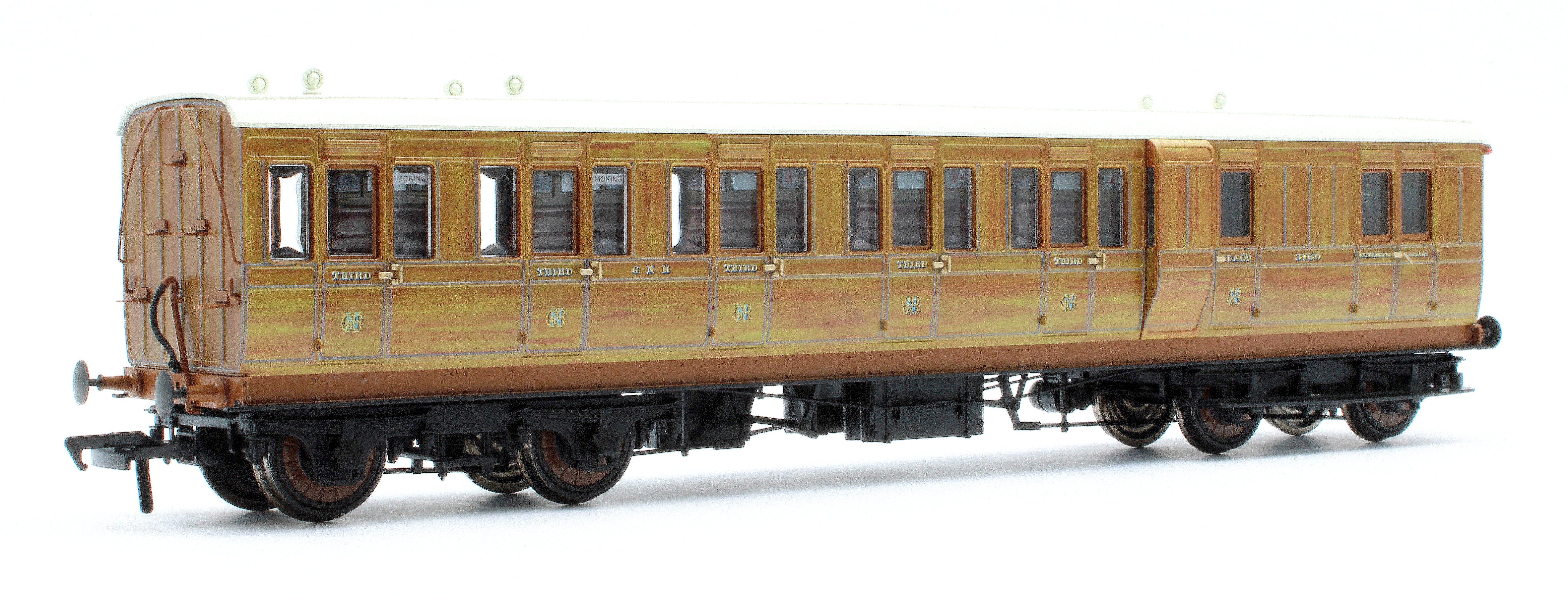 978022 48' GNR ‘Evolution’ Bogie Coach Non-Corridor Brake Third No.3160 - Image 3