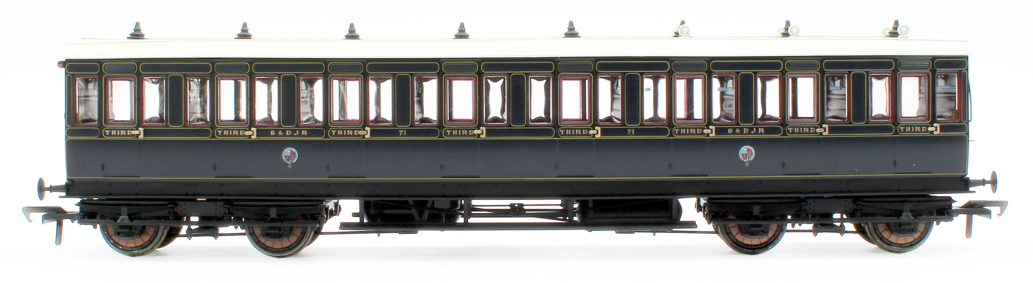 978025 48' SDJR ‘Evolution’ Bogie Coach Non-Corridor Carriage No.85, No.71 & No.15 3-Pack - Image 7