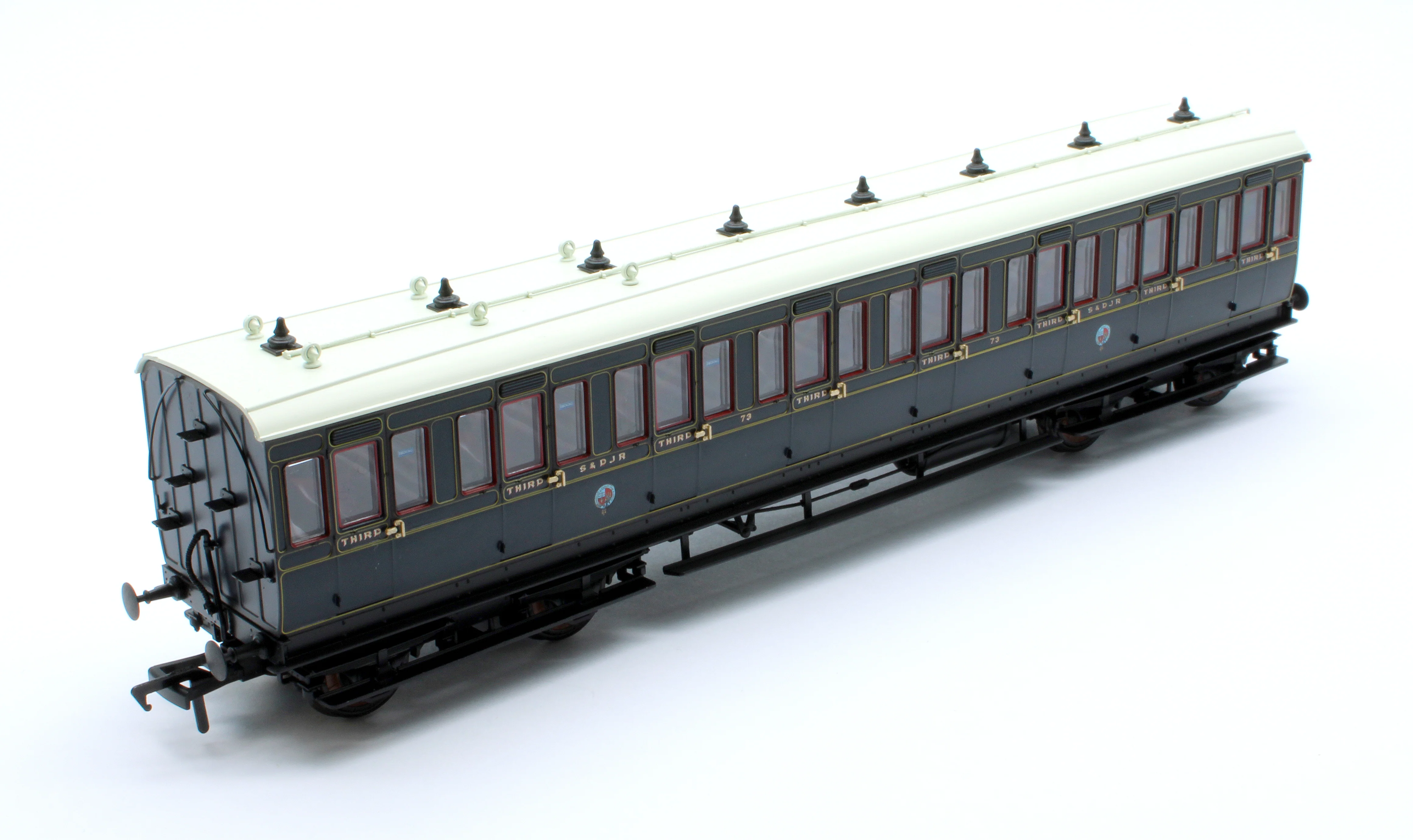 978027 48' SDJR ‘Evolution’ Bogie Coach Non-Corridor Third No.73 - Image 5