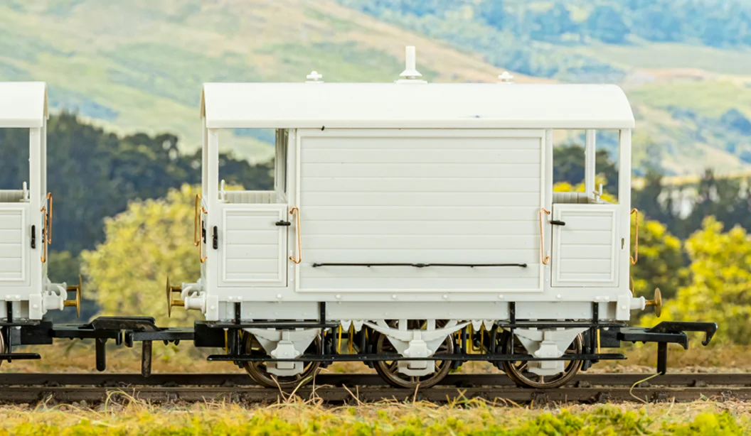 LBSC 6 Wheel Brake Van - LB&SCRy No.273 - Image 3