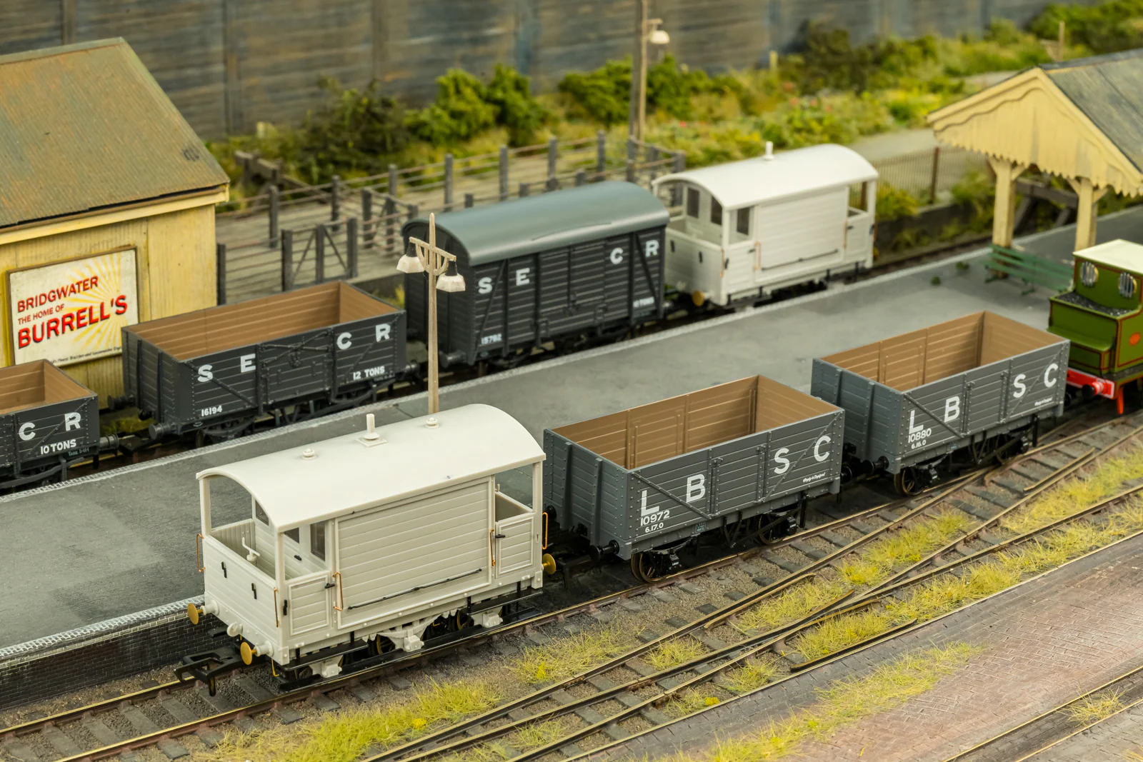 LBSC 6 Wheel Brake Van - LB&SCRy No.273 - Image 4