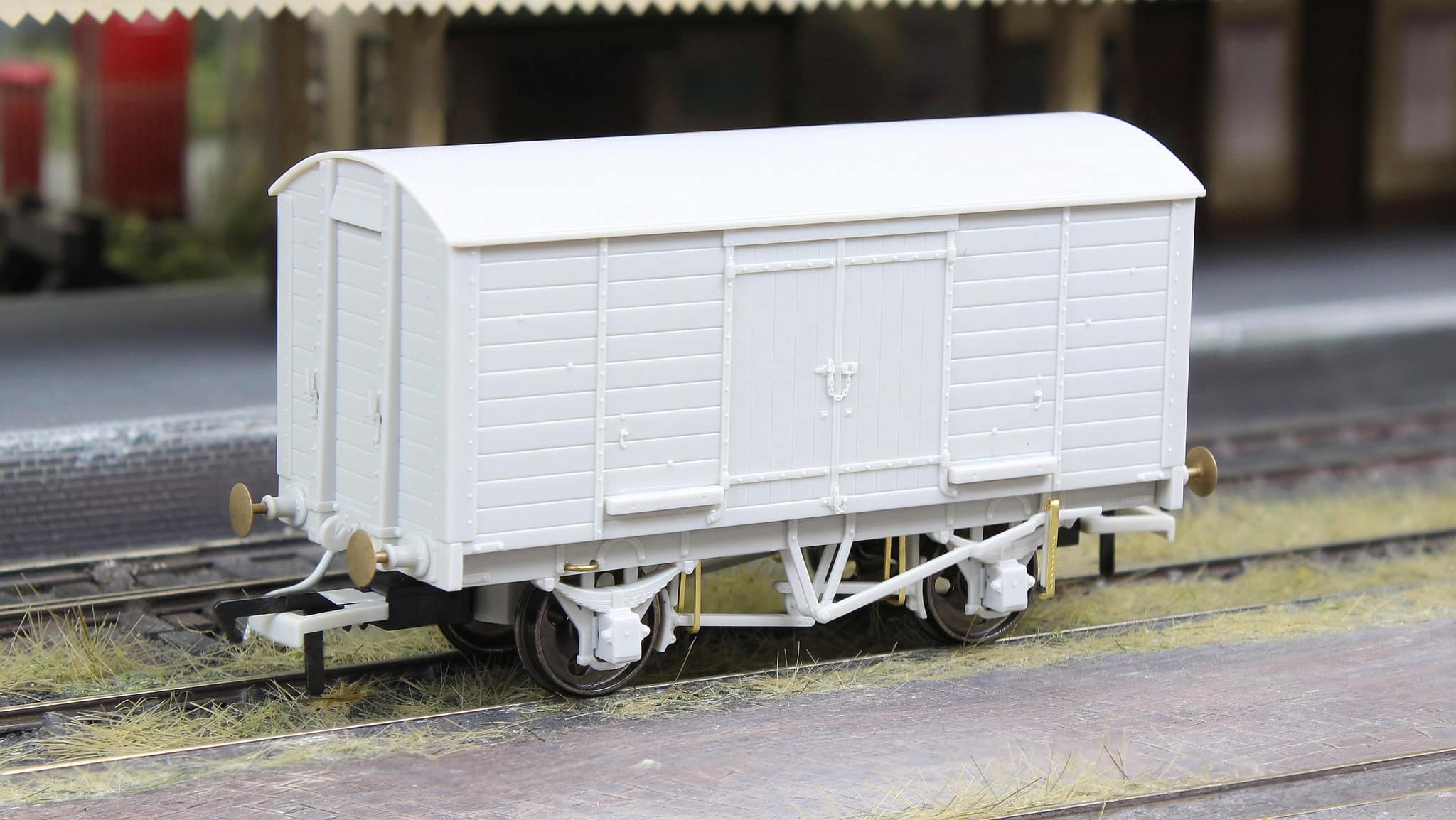 979010 LB&SCR Dia.8-Ton Goods Van SR (post-36) Departmental No.01246S - Image 3