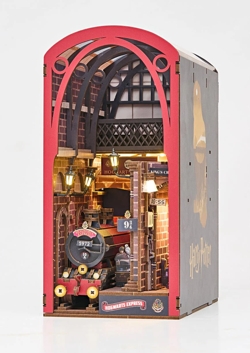 Harry Potter Hogwarts Express Tiny Adventures Model Kit - Image 5
