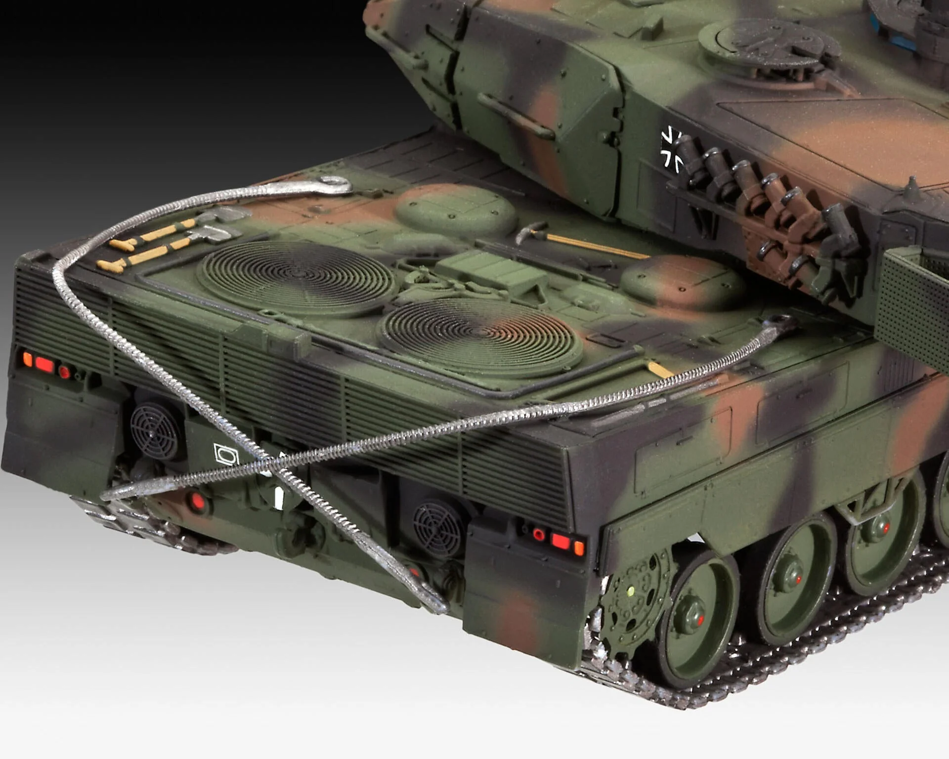 Leopard 2 A6/A6M Model Kit - Image 4
