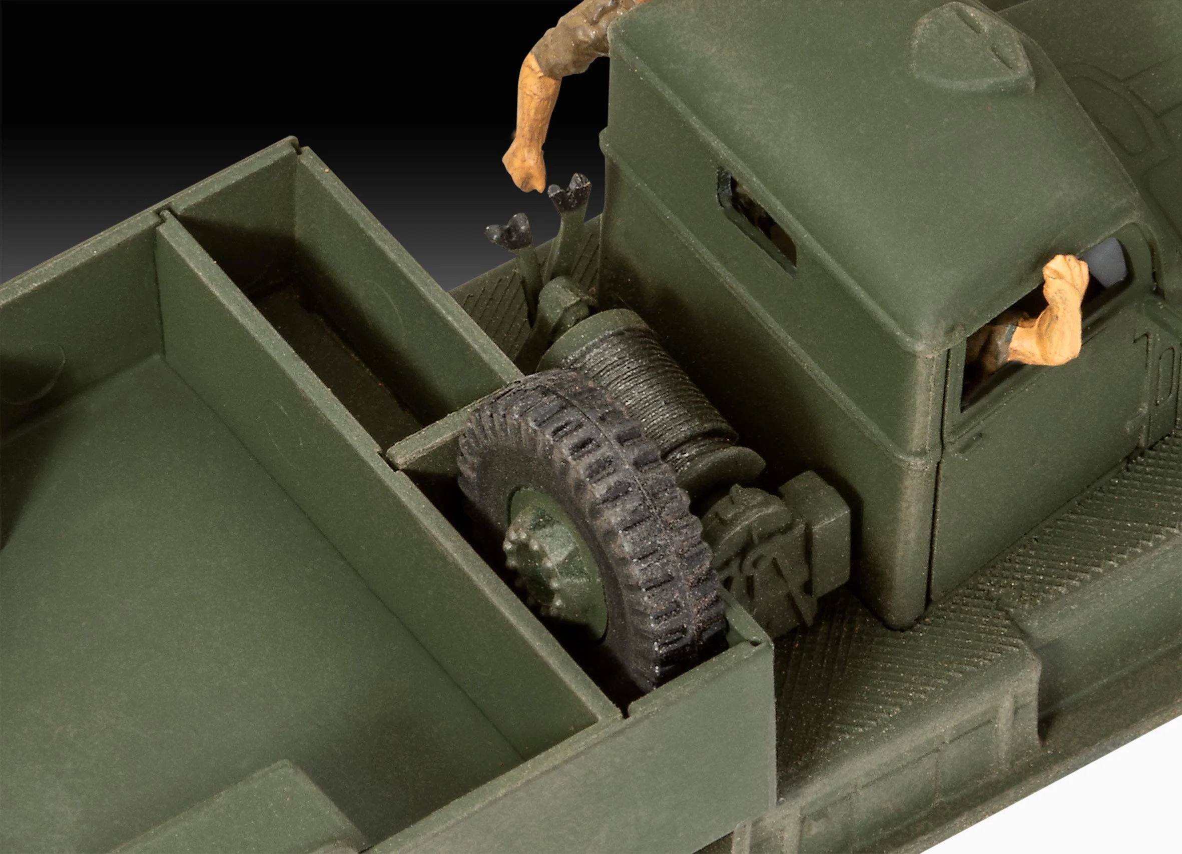 03364 M19 Tank Transporter Model Kit - Image 4