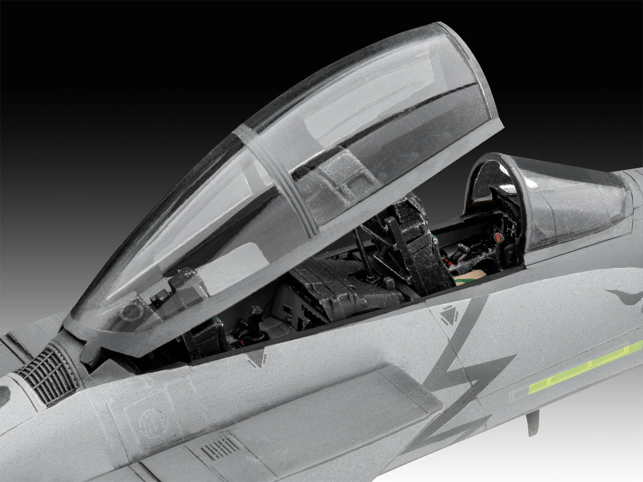 F-15E Strike Eagle Model Kit - Image 3