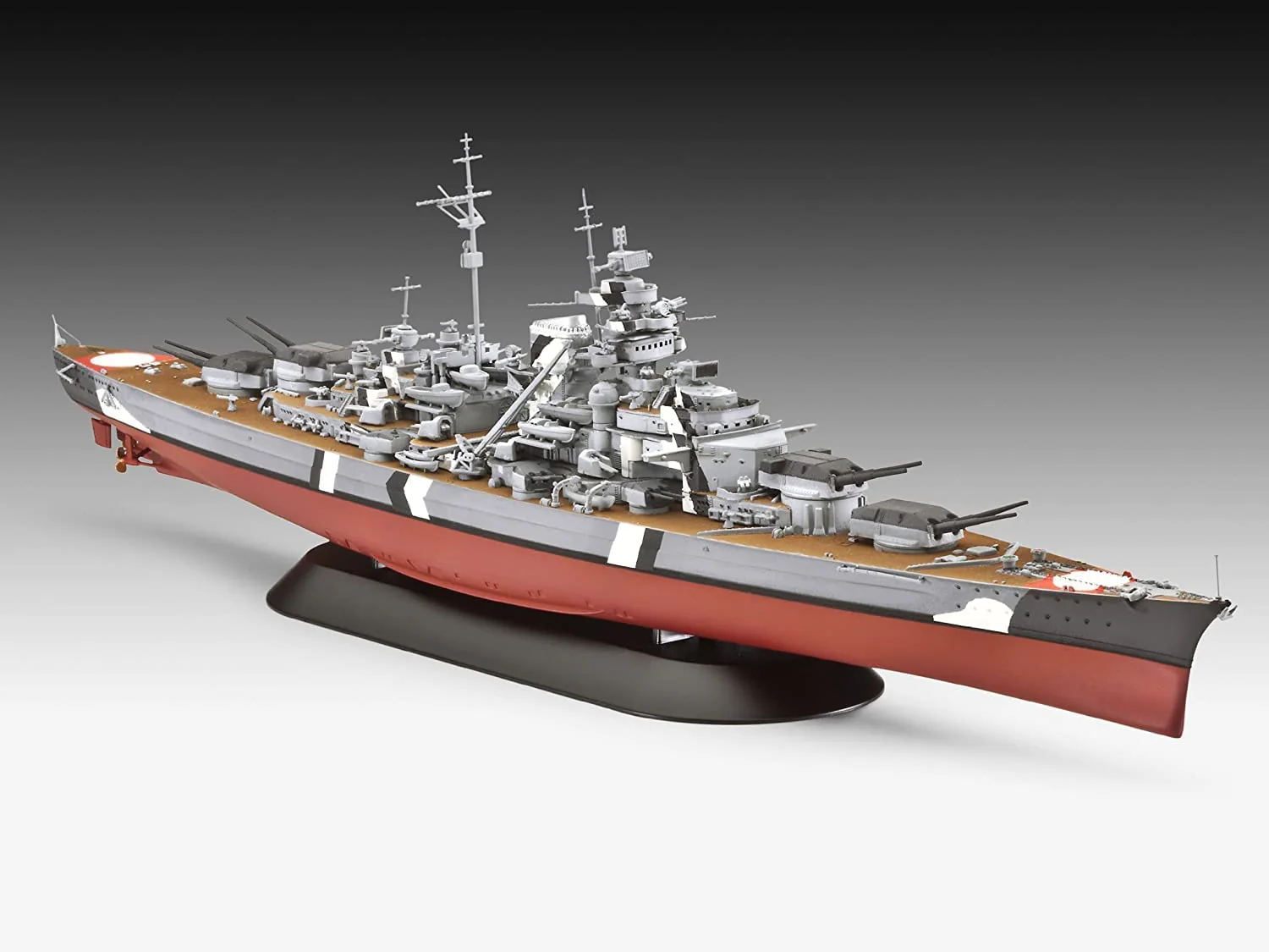 German Battleship "Bismarck" (1:700 Scale) Model Kit - Image 7