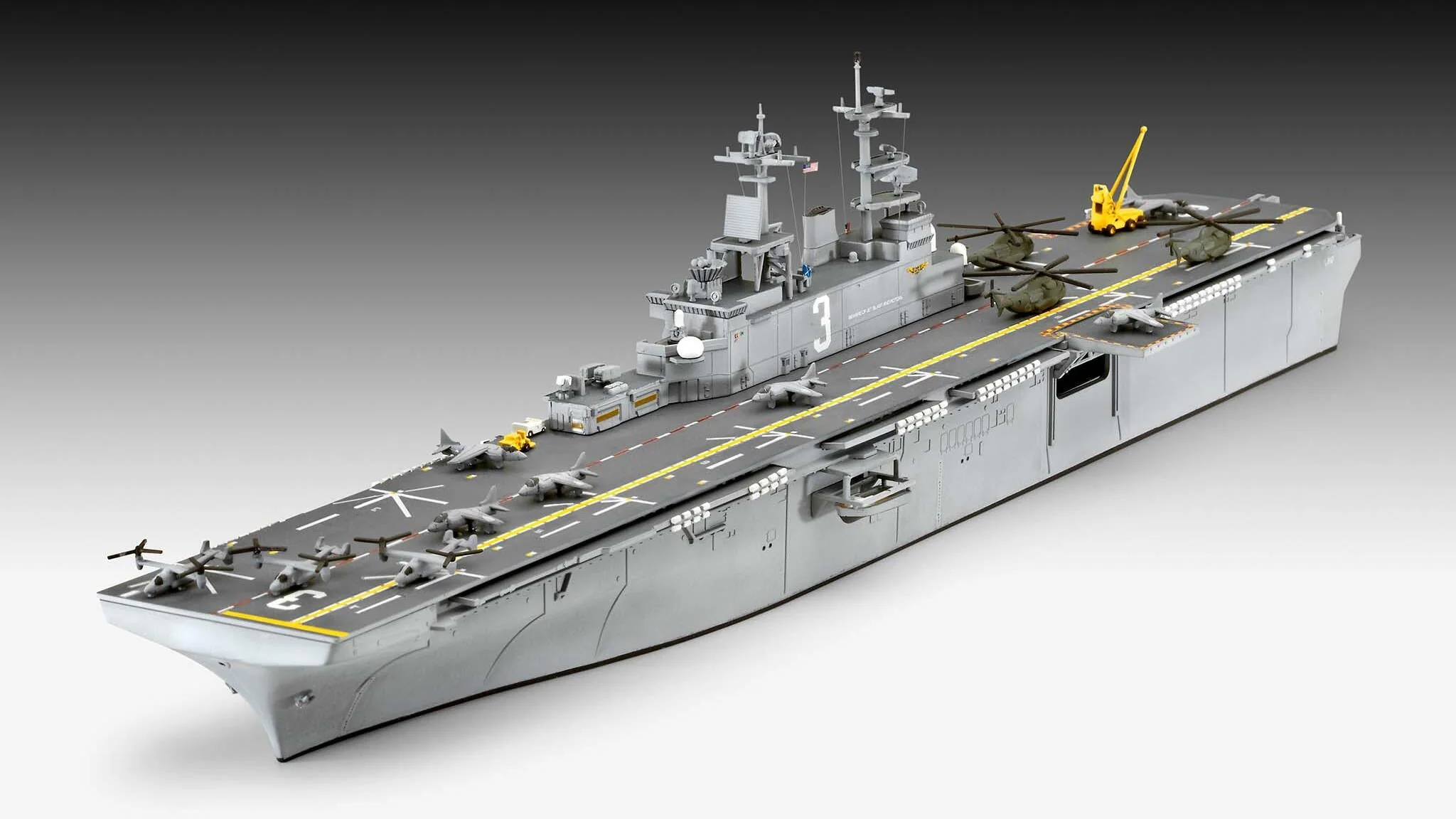 US Navy Assault Carrier WASP Class Model Kit - Image 2