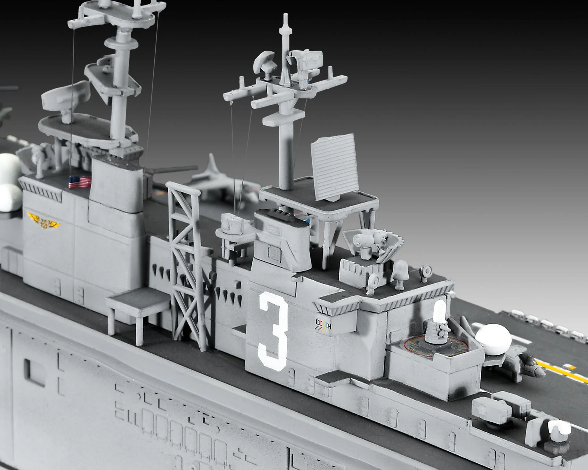 US Navy Assault Carrier WASP Class Model Kit - Image 6