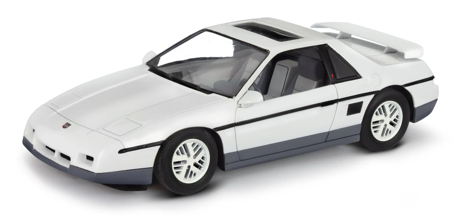 14573 1985 Pontiac Fiero GT Model Kit