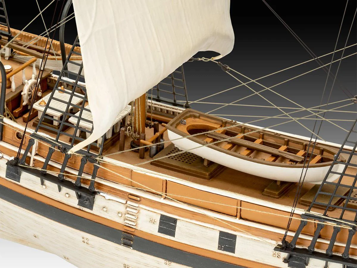 Model Set HMS Beagle Model Kit - Image 4