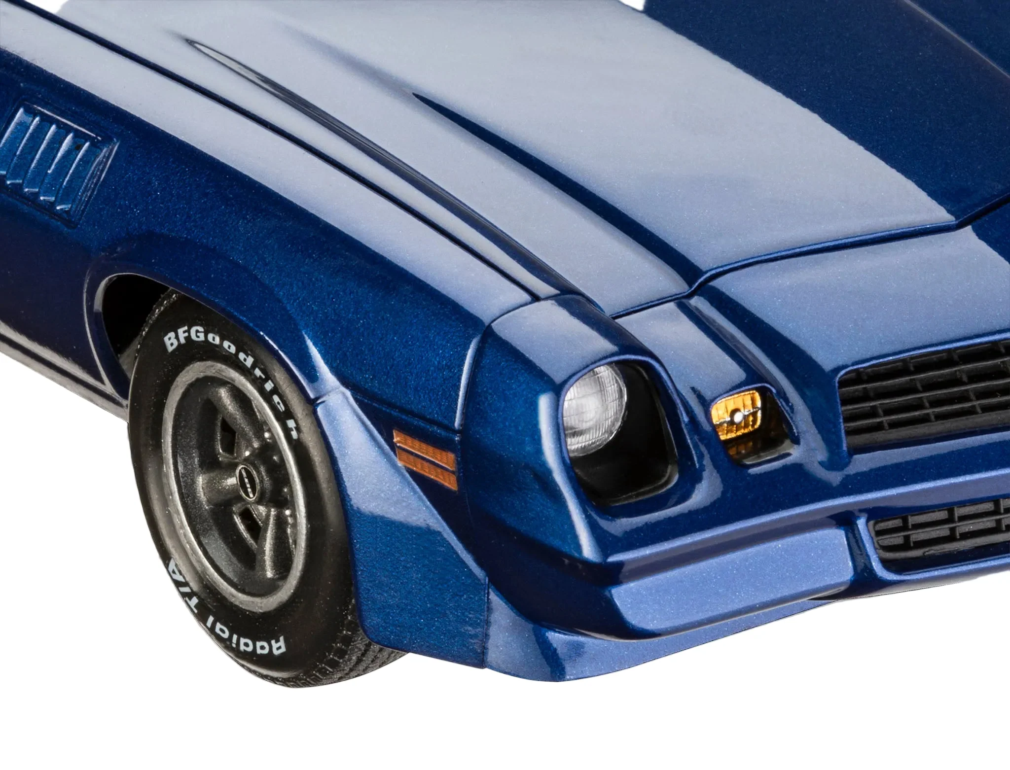 67728 Model Set Chevy Camaro Z/28: Stranger Things Model Kit - Image 3
