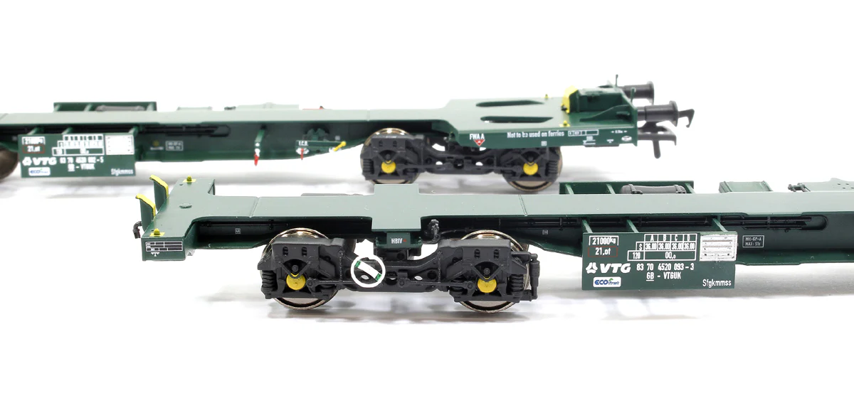 Ecofret FWA Container Flat Twin Set - VTG green (as used by Freightliner) - Image 2