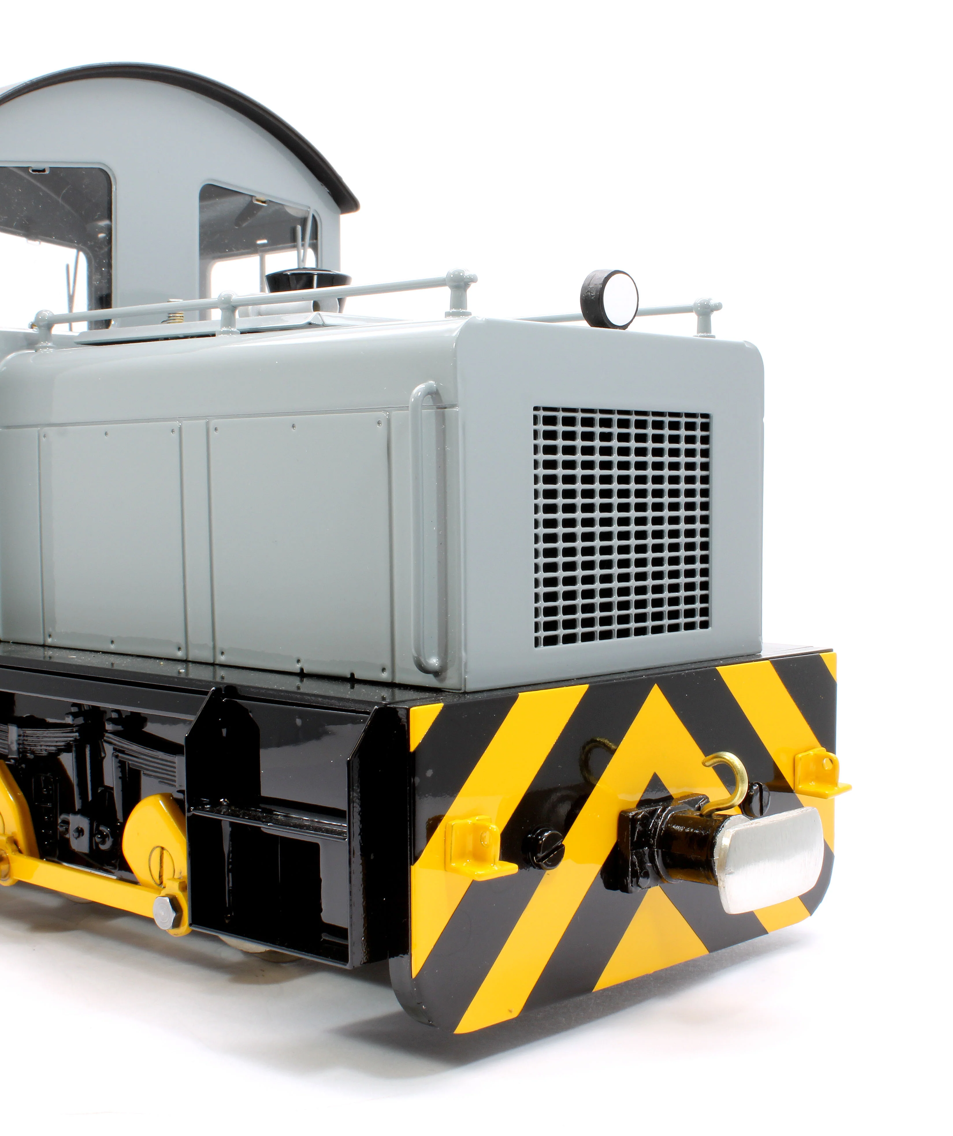 0-6-0 'Harlech Castle MK.1' WD Grey (Radio Control, Insulated Wheels) Diesel Locomotive - With Sound - Image 7