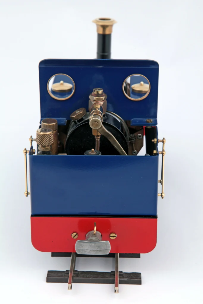 0-4-0 Millie (Manual Control) Steam Locomotive - Image 4