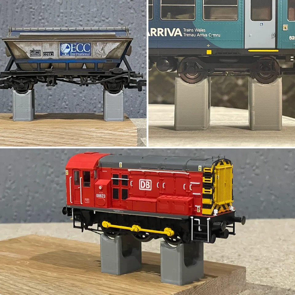 OO Gauge Weathering Stands (Pack of 4) - Image 3