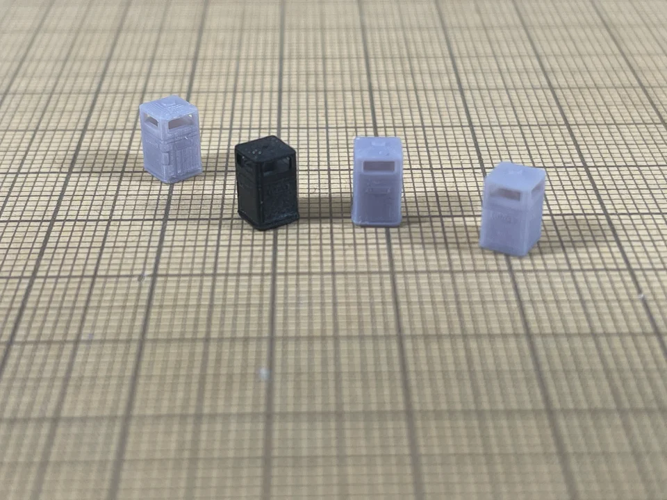N Gauge Litter Bins (Pack of 10) - Unpainted Model Kit - Image 3