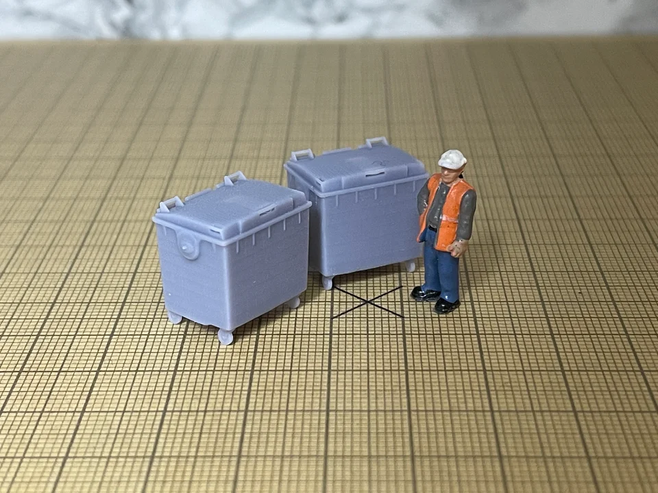 OO Gauge Large Bins (Pack of 5) - Unpainted - Image 2