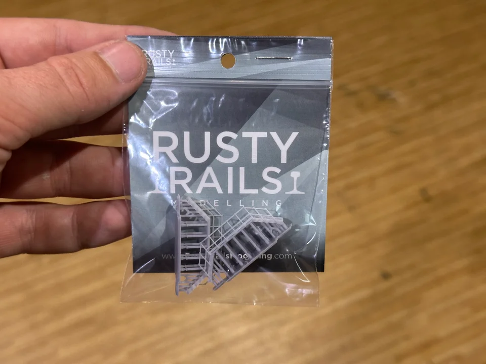 N Gauge Access Platform (V2) (Pack of 2) - Unpainted Model Kit - Image 3