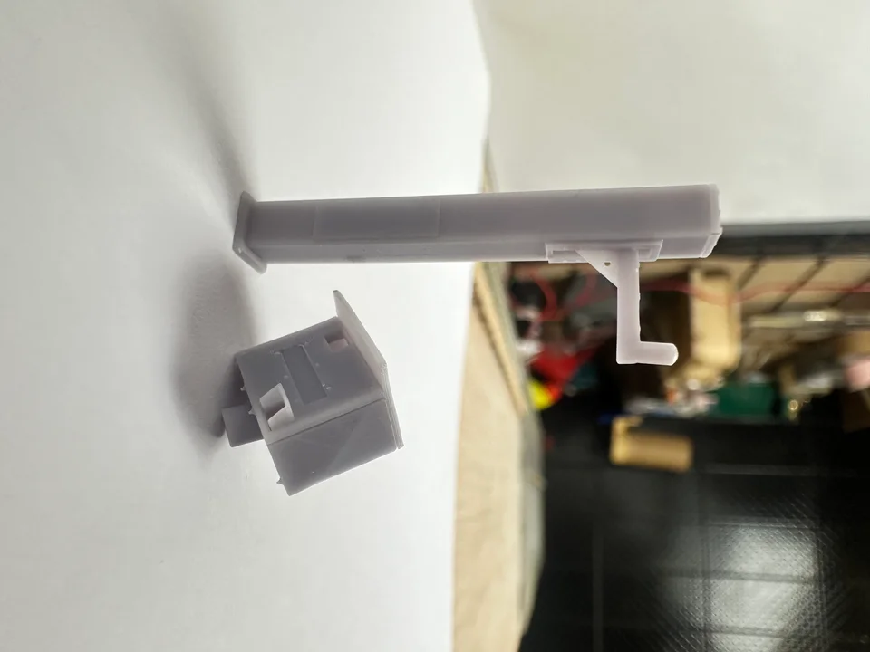 OO Gauge Speed Cameras (Pack of 2) - Unpainted Model Kit - Image 4