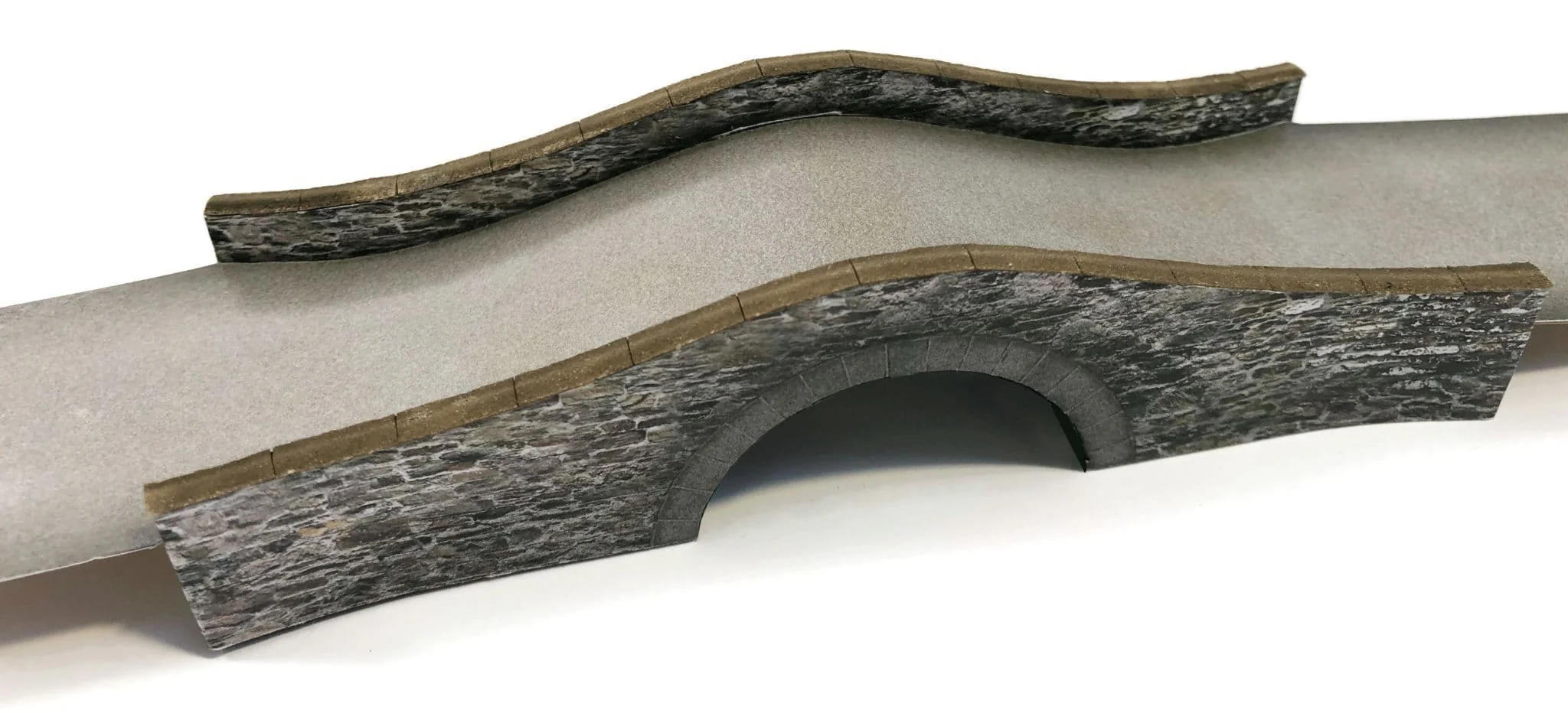 OO/HO Humpback Bridge Model Kit - Image 2