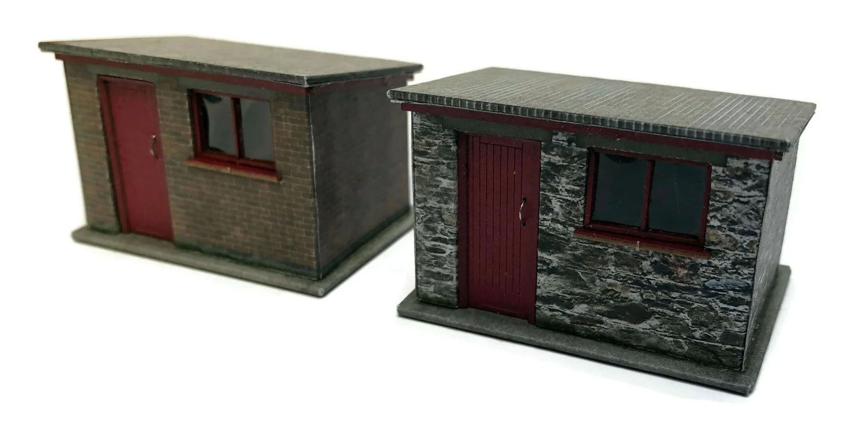 OO Small Brick/Stone Lineside Huts/Sheds (Pack of 2) Model Kit - Image 4